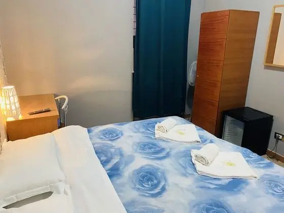 Tek Büyük veya İki Ayrı Yataklı Oda