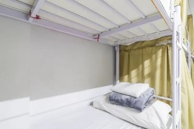 Bed in 24-Bed Male Dormitory (D)