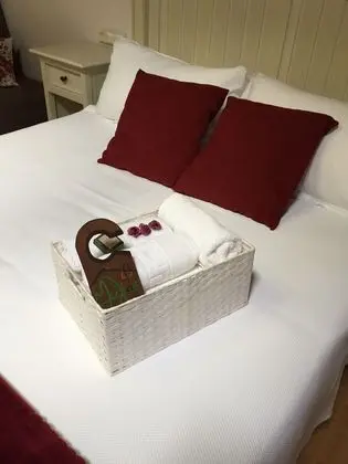 Üç Kişilik Oda