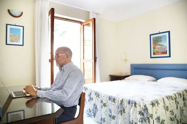 Standard Tek Büyük veya İki Ayrı Yataklı Oda