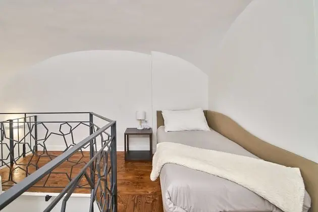 Gallery Dubleks, Birden Çok Yatak, Balkon