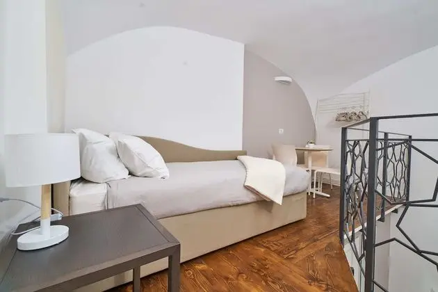 Gallery Dubleks, Birden Çok Yatak, Balkon