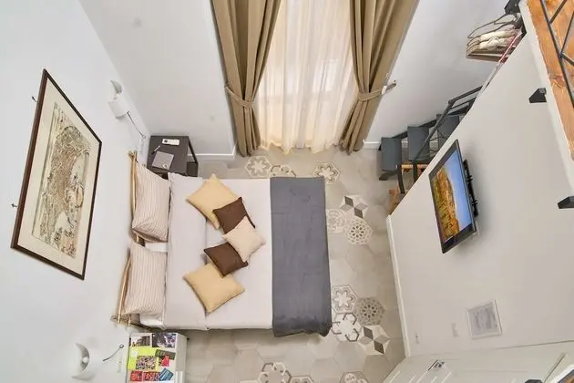 Gallery Dubleks, Birden Çok Yatak, Balkon