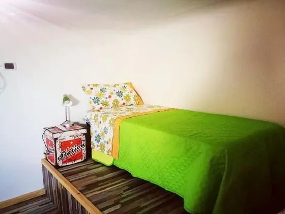 Traditional Apart Daire, 2 Yatak Odası, Mutfak (Green, Red)