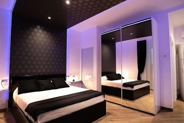 Tek Büyük Yataklı Oda (Vittorio De Sica)