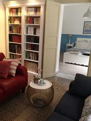 Superior Oda, Balkon