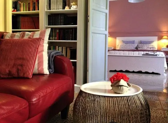 Superior Oda, Balkon