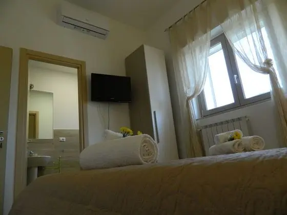 Comfort Tek Büyük Yataklı Oda