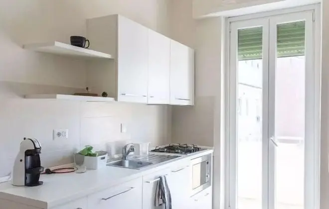 Daire, Balkon (A Casa di Elena)