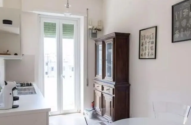 Daire, Balkon (A Casa di Elena)