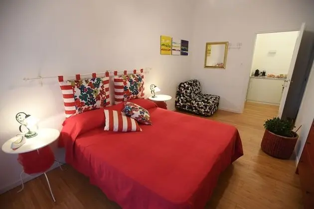 Tek Büyük veya İki Ayrı Yataklı Oda, Banyolu/Duşlu