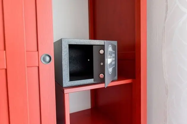 Tek Büyük veya İki Ayrı Yataklı Oda, Banyolu/Duşlu