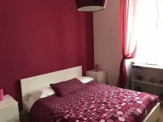 Tek Büyük Yataklı Oda, Ortak Banyo