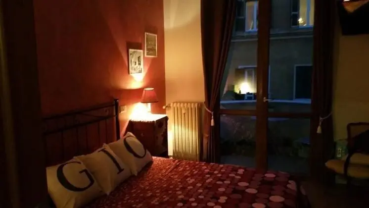 Tek Büyük Yataklı Oda, Balkon