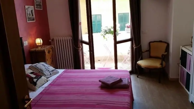 Tek Büyük Yataklı Oda, Balkon