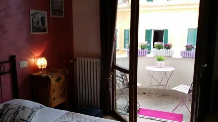 Tek Büyük Yataklı Oda, Balkon