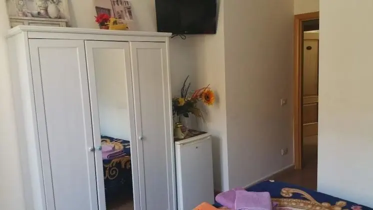 Tek Büyük Yataklı Oda, Balkon