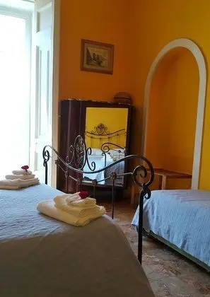Üç Kişilik Oda, Özel Banyo (external)