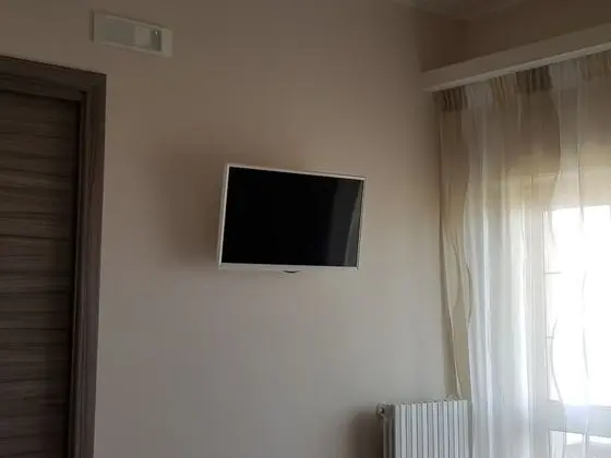 Comfort Tek Büyük Yataklı Oda, Banyolu/Duşlu, Kısmi Deniz Manzaralı