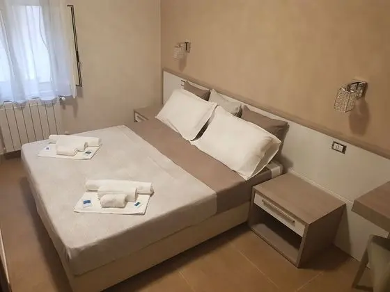 Comfort Üç Kişilik Oda, Küçük Mutfak, Avlu Manzaralı