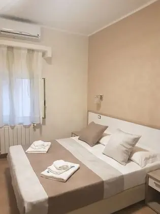 Comfort Üç Kişilik Oda, Küçük Mutfak, Avlu Manzaralı
