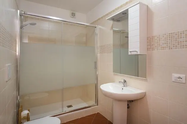 Superior Tek Büyük veya İki Ayrı Yataklı Oda