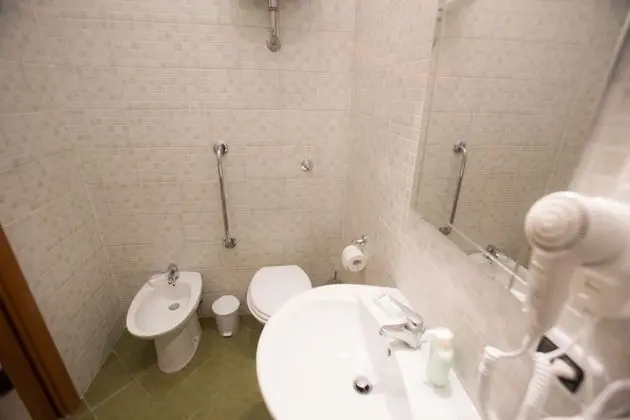 Dört Kişilik Oda (External Private Bathroom )