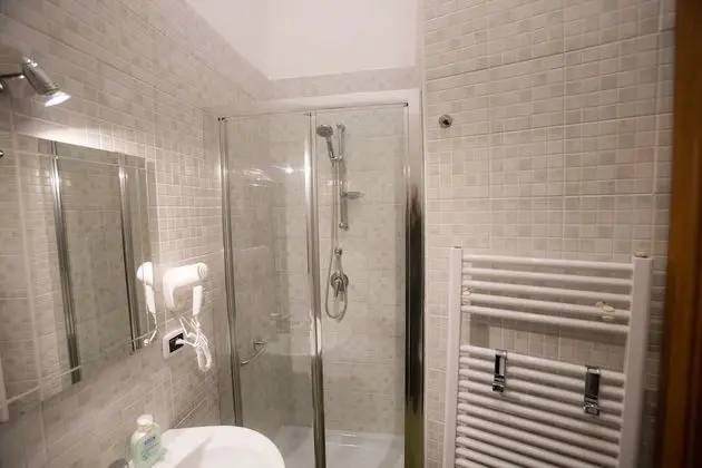 Dört Kişilik Oda (External Private Bathroom )