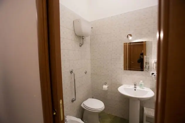 Dört Kişilik Oda (External Private Bathroom )