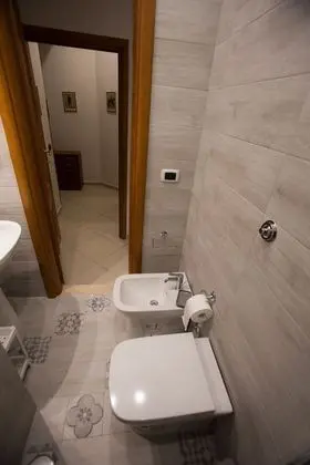 Standard Tek Büyük Yataklı Oda, Avlu Manzaralı