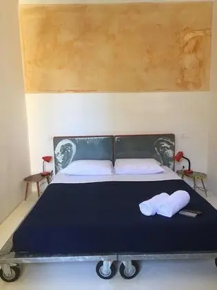 Tek Büyük Yataklı Oda