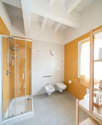 Tek Büyük veya İki Ayrı Yataklı Oda, Balkon