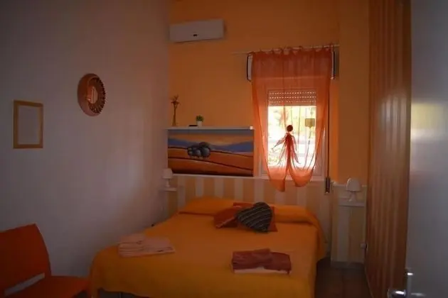 Comfort Tek Büyük Yataklı Oda (sole)