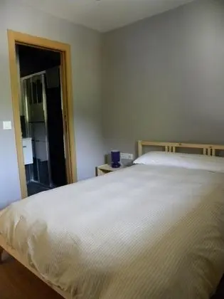 Büyük Yataklı Tek Kişilik Oda