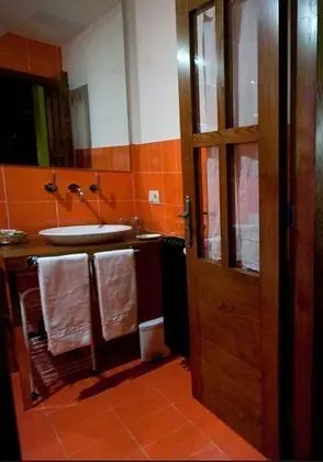 Büyük Yataklı Tek Kişilik Oda