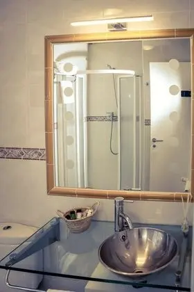 Standard Tek Büyük veya İki Ayrı Yataklı Oda