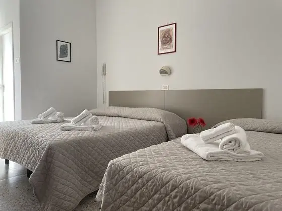 Üç Kişilik Oda, Balkon