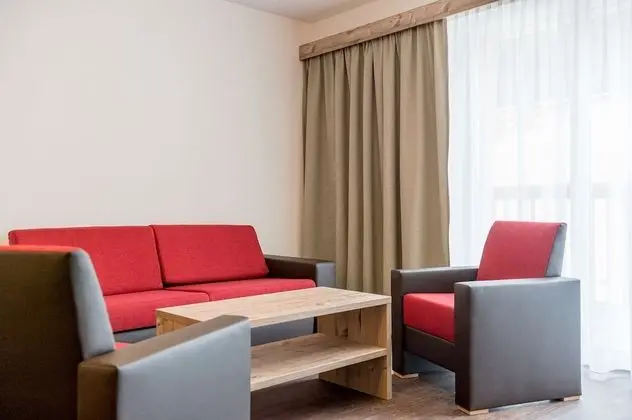 Apart Daire, 3 Yatak Odası, Balkon, Dağ Manzaralı (Top 4)