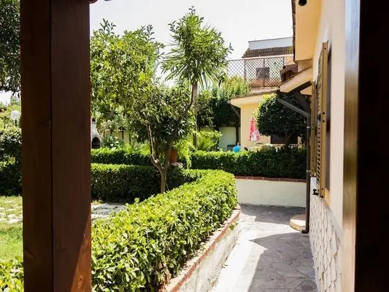 Süit, Banyolu/Duşlu, Bahçe Manzaralı (Suite Silvia)