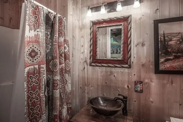 Kulübe, Birden Çok Yatak, Şömine, Nehir Manzaralı