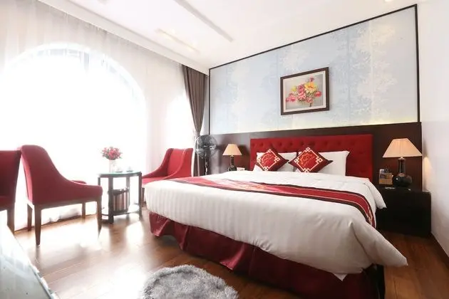 Deluxe Tek Büyük Yataklı Oda