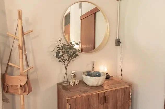 Tek Büyük Yataklı Oda, Havuz Manzaralı