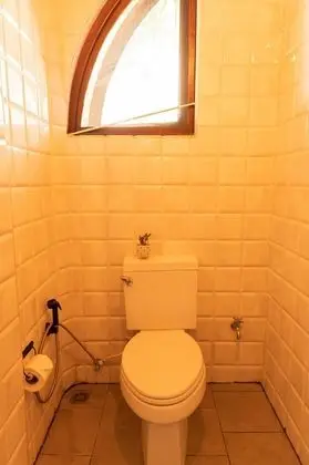 Tek Büyük Yataklı Oda, Havuz Manzaralı