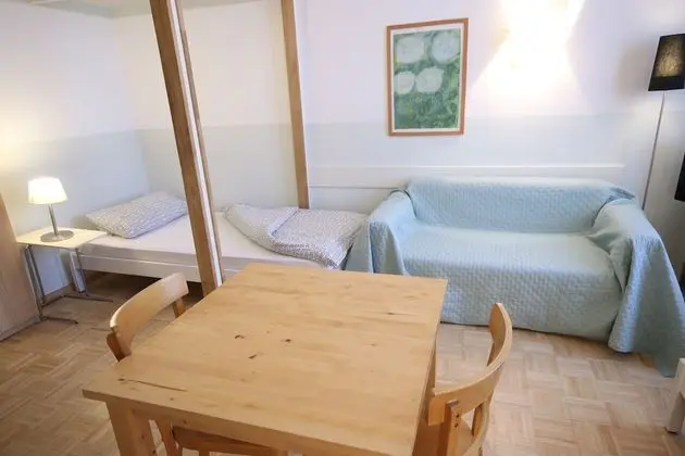 Spacious Flat - 4 Rooms - Kitchen & Bath