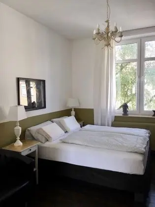 Modern Flat - 2 Rooms - Kitchen & Bath