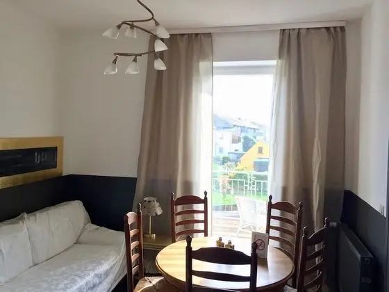 Modern Flat - 2 Rooms - Kitchen & Bath