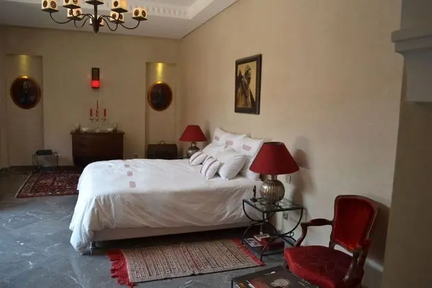 Villa, 4 Yatak Odası, Şömine