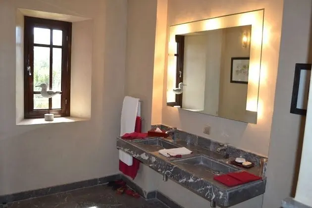 Villa, 4 Yatak Odası, Şömine