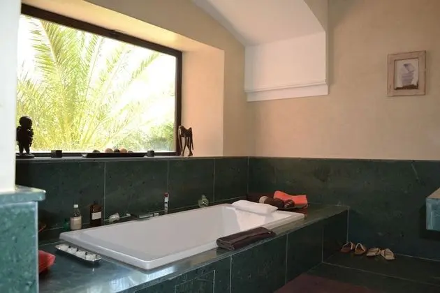 Villa, 4 Yatak Odası, Şömine