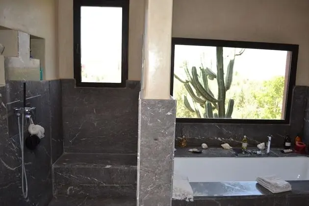 Villa, 4 Yatak Odası, Şömine